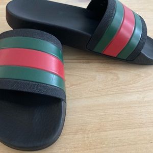 Rubber Gucci slides size 9 black, green, red.